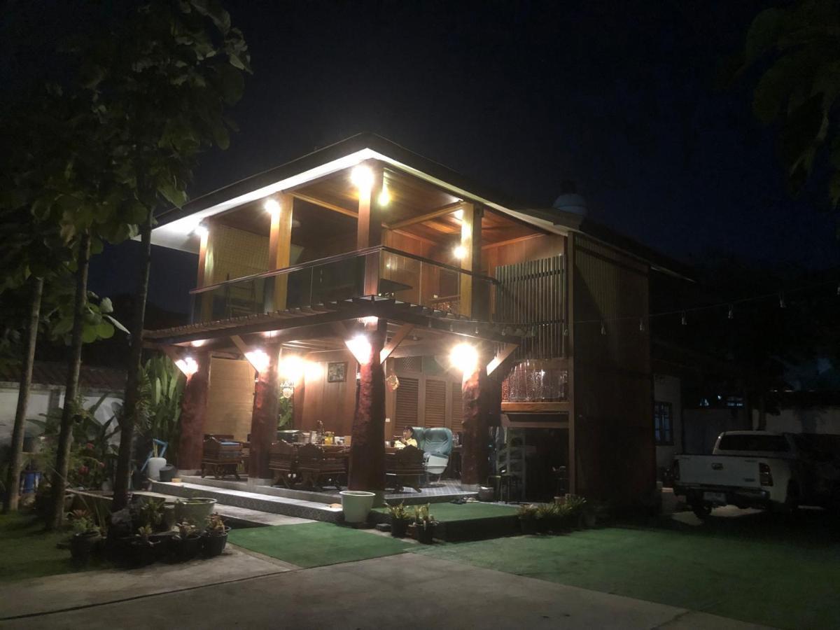 צ'יאנג מאי 188 Teak House บ้านต้นสัก מראה חיצוני תמונה